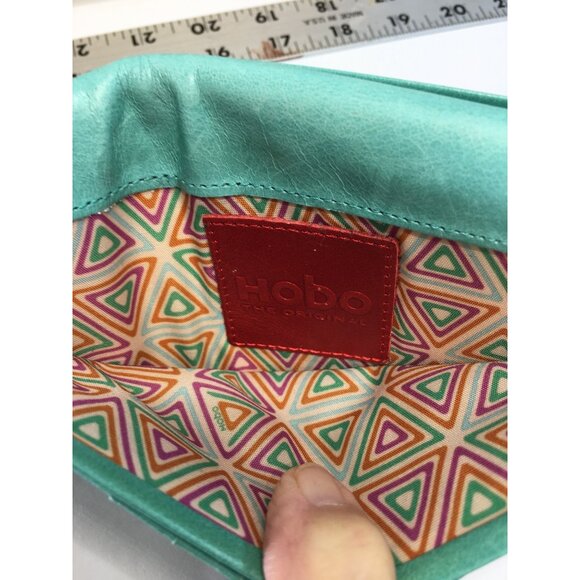 Hobo The Original Bi-fold Long Wallet Quilted Patent Leather Mint Green Zip - Picture 16 of 16